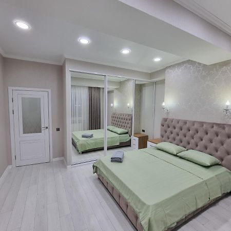 Grand Excelent New Ultra Central Apartments 基希讷乌 外观 照片