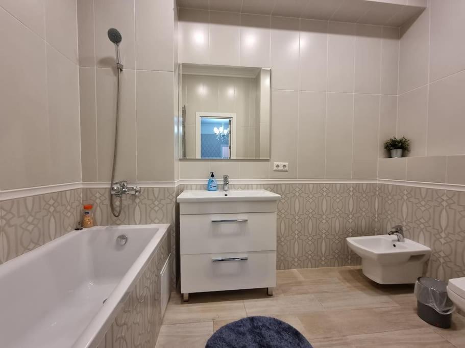 Grand Excelent New Ultra Central Apartments 基希讷乌 外观 照片
