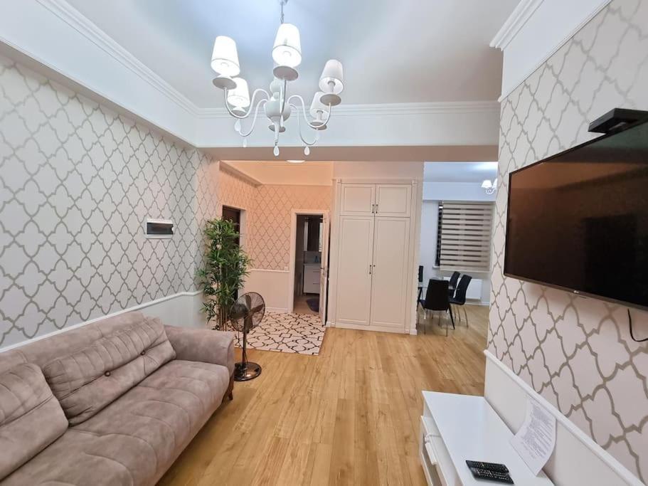 Grand Excelent New Ultra Central Apartments 基希讷乌 外观 照片